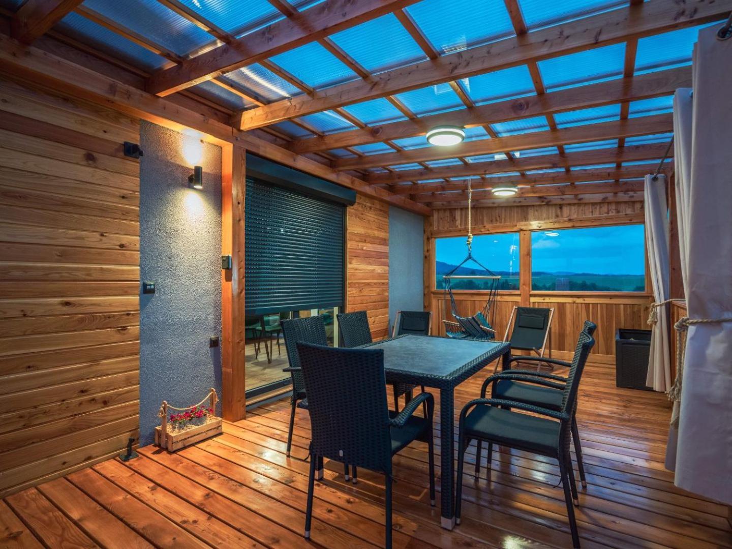 Rajska Polana Domki Premium ,Na Odludziu Z Prywatna Balia Z Jacuzzi I Sauna ,Cisza,Rowery Elektryczne,Gory,Astroprzygoda,- Adrspach, Skalne Miasto, Zamek Ksiaz,Andrzejowka,Karpacz, Sniezka,Janskie Laznie,Pec Mieroszow Luaran gambar